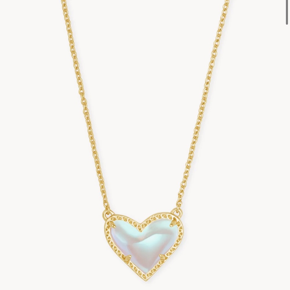 Kendra Scott gold heart pendant necklace